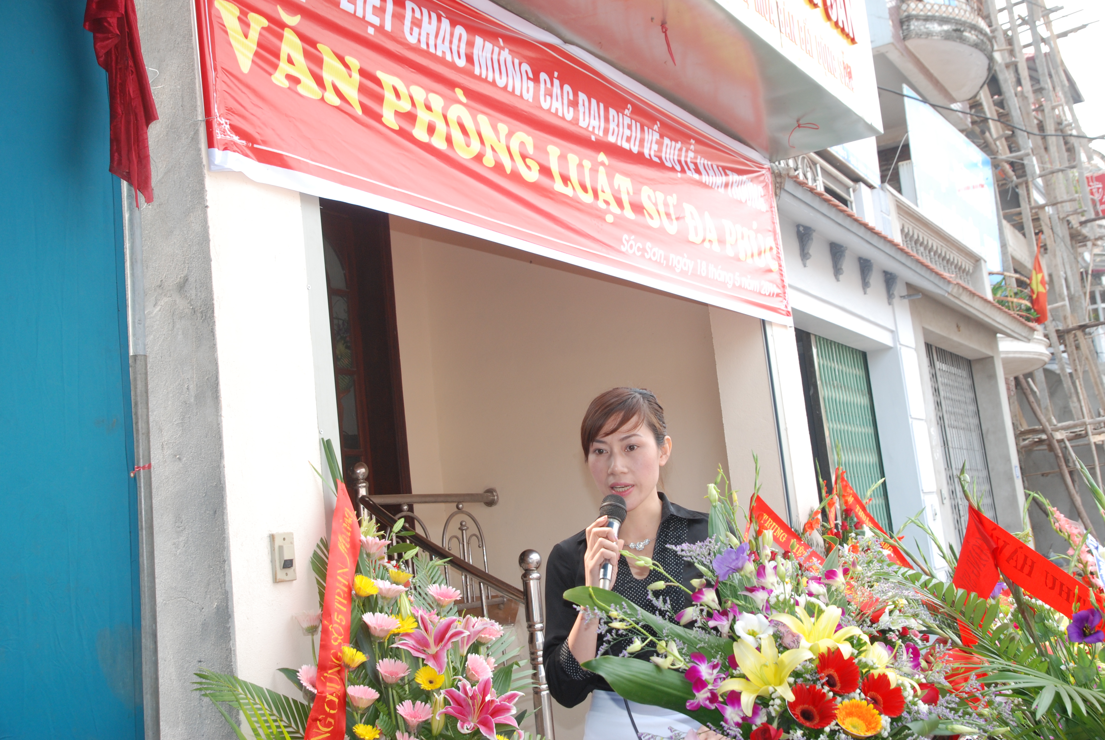 Đại diện Văn phòng UBND huyện Sóc Sơn phát biểu
