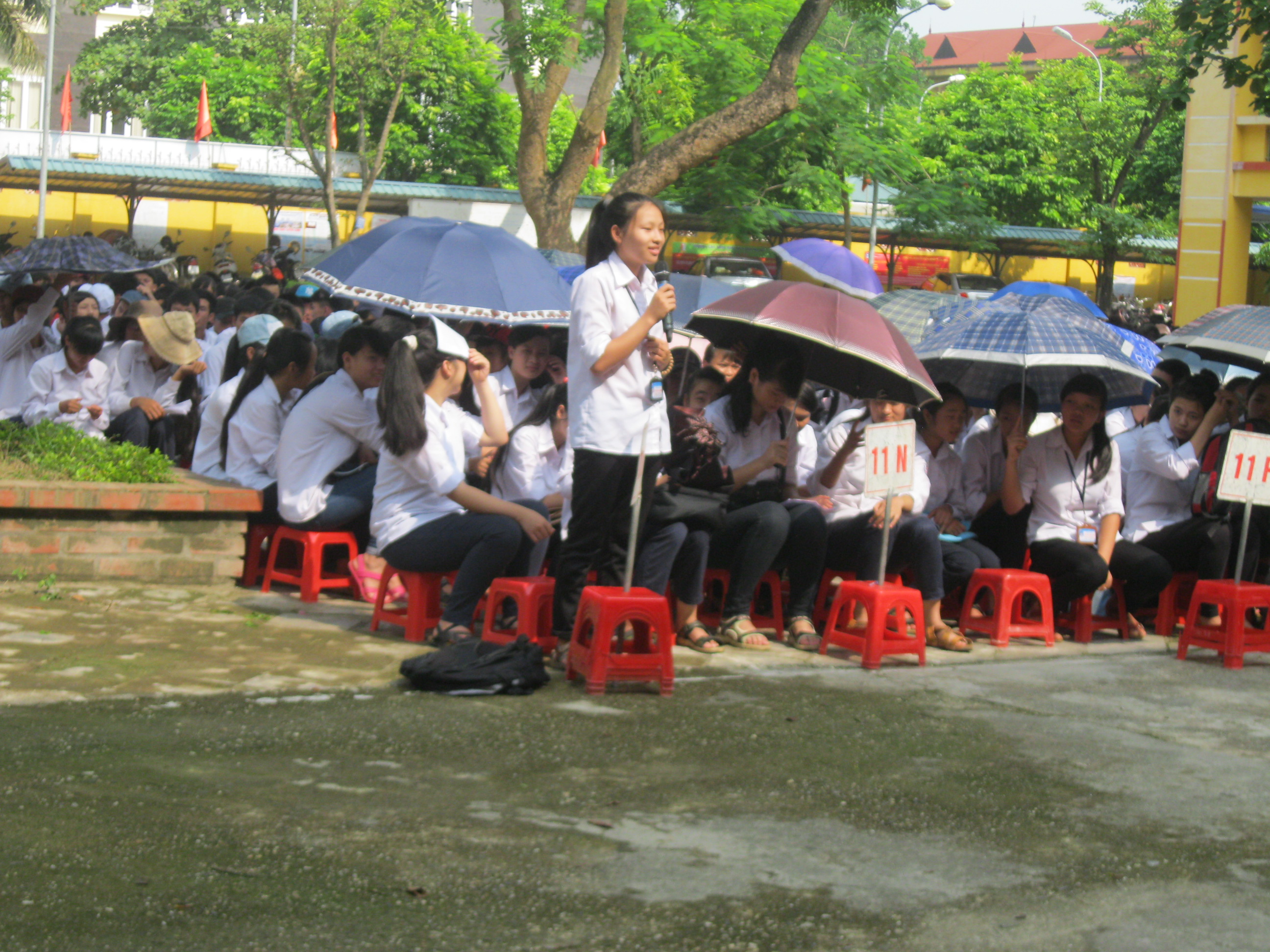 Giao lưu hỏi đáp trực tiếp giữa học sinh và Luật sư